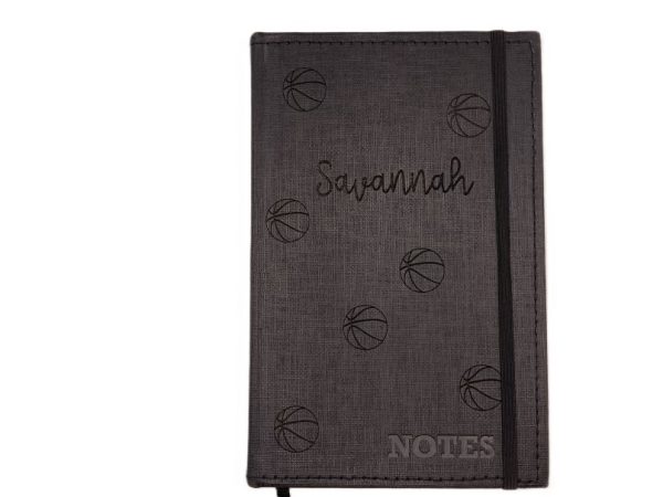 Gepersonaliseerd notitieboekje met gegraveerde houten pen