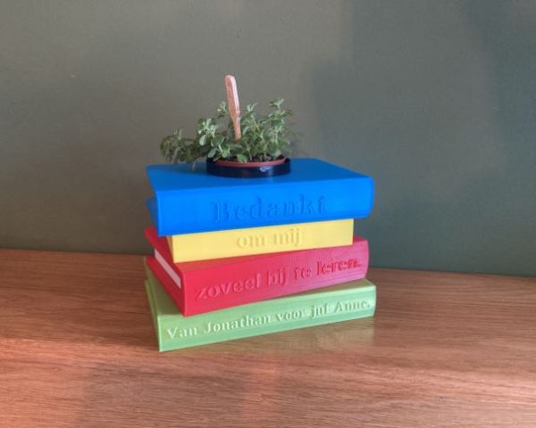 Boekenpotje met gepersonaliseerde tekst