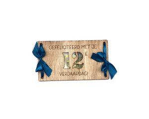 Houten verjaardagskaart voor geldgeschenk
