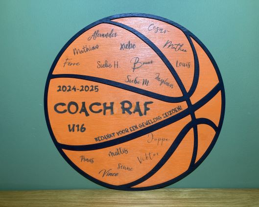 Houten gepersonaliseerd basketbalcoach geschenk